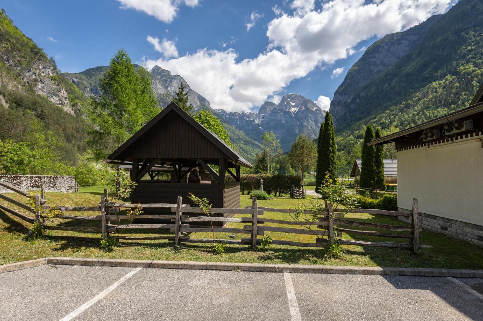 Apartamento Metoja Soča Exterior foto